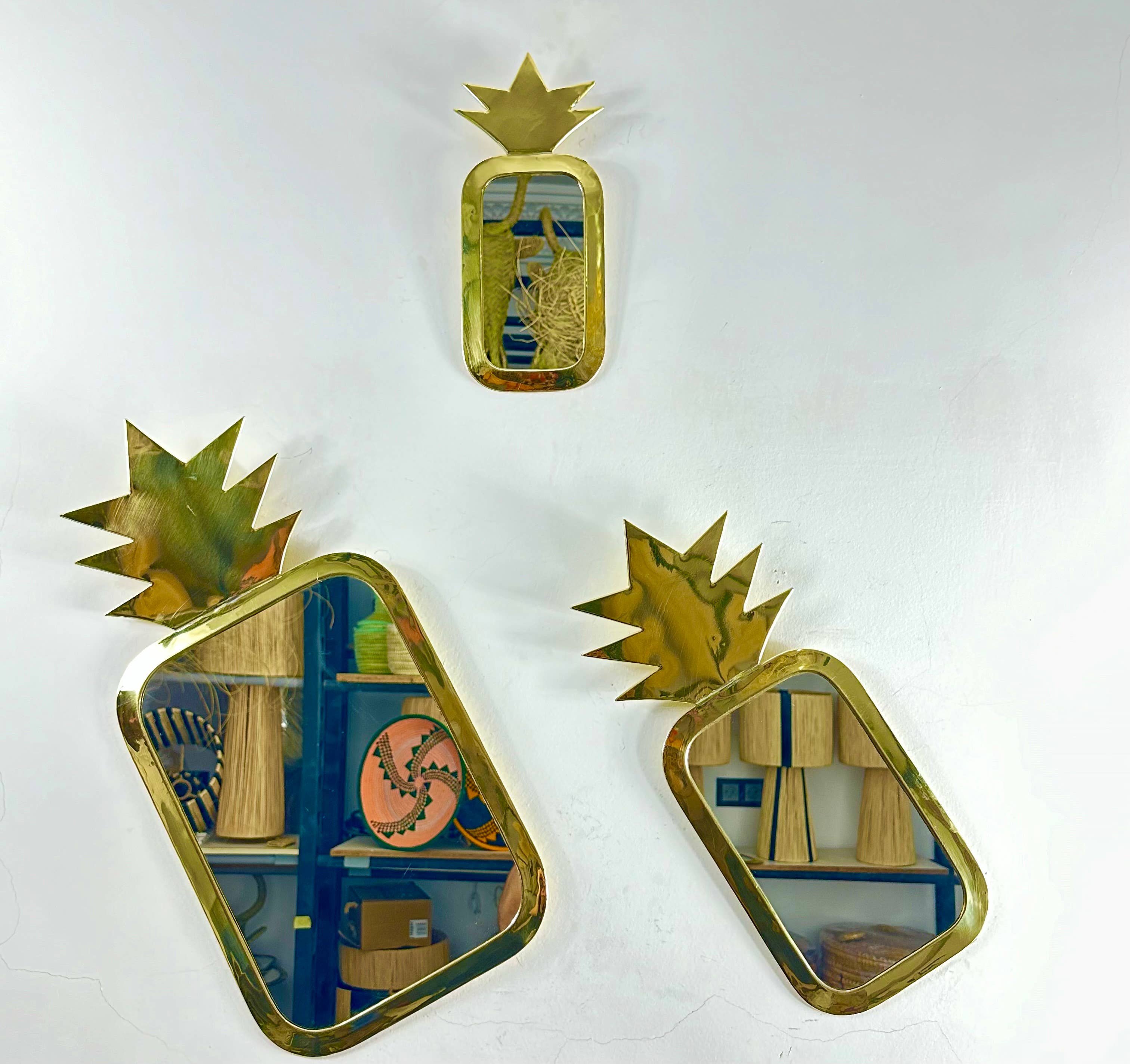 Mikwi - Wholesale Wall Mirror - Set of 3 Moroccan PINEAPPLE Mirrors (Brass),  Wholesale 3