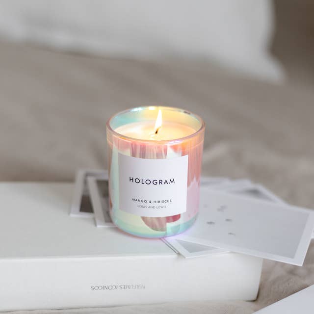 Louis and Lewis – Großhandel Kerze im Glas / gefüllte Kerze – Hologramm-Kerze