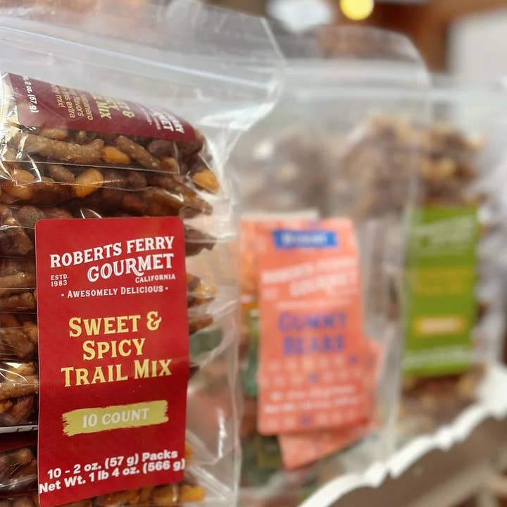 Roberts Ferry Gourmet - Wholesale Trail Mix - Sweet & Spicy Trail Mix