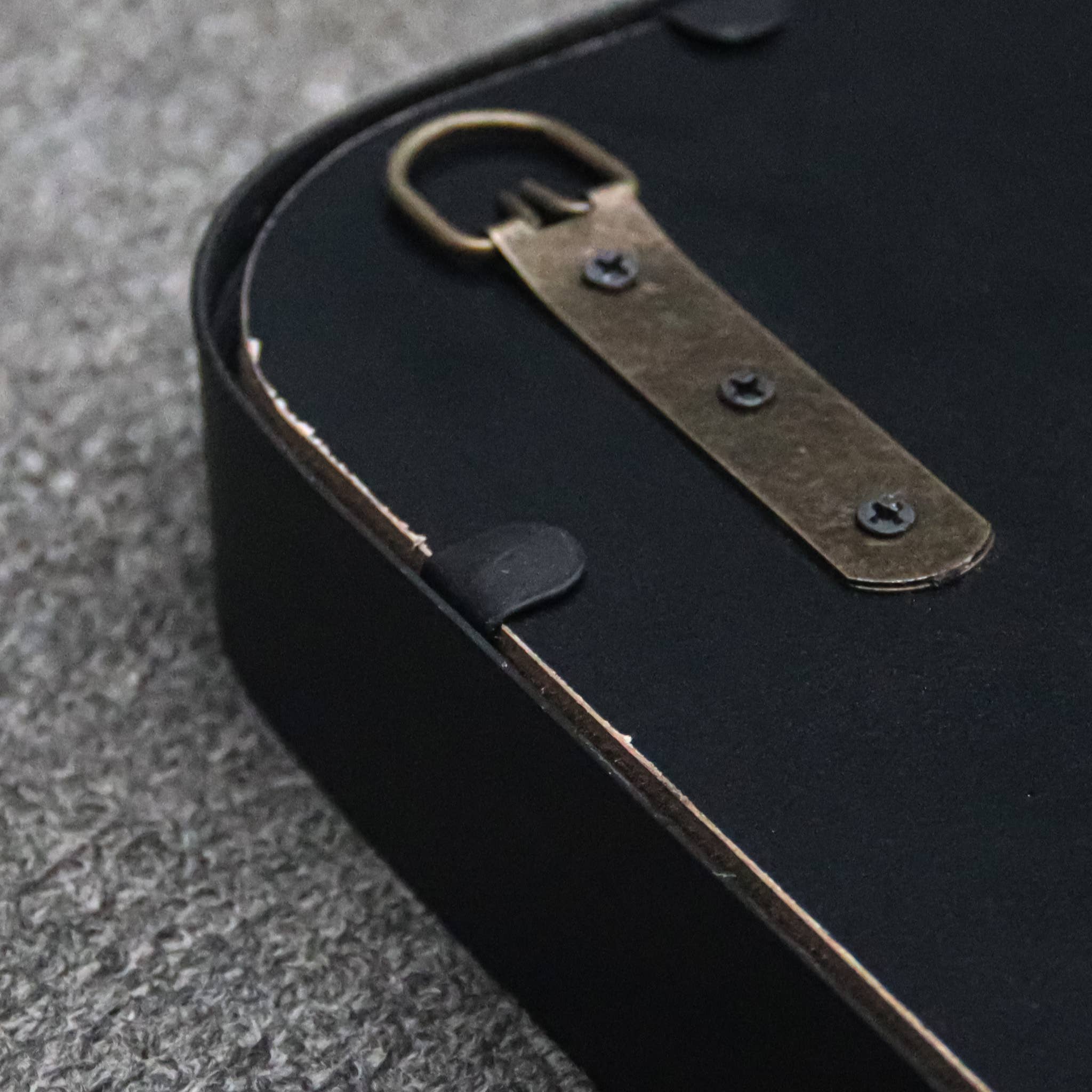 Paris Loft Inc - Wholesale Muurspiegel - Moderne zwarte spiegel met afgeronde hoeken voor slaapkamer of woonkamer9