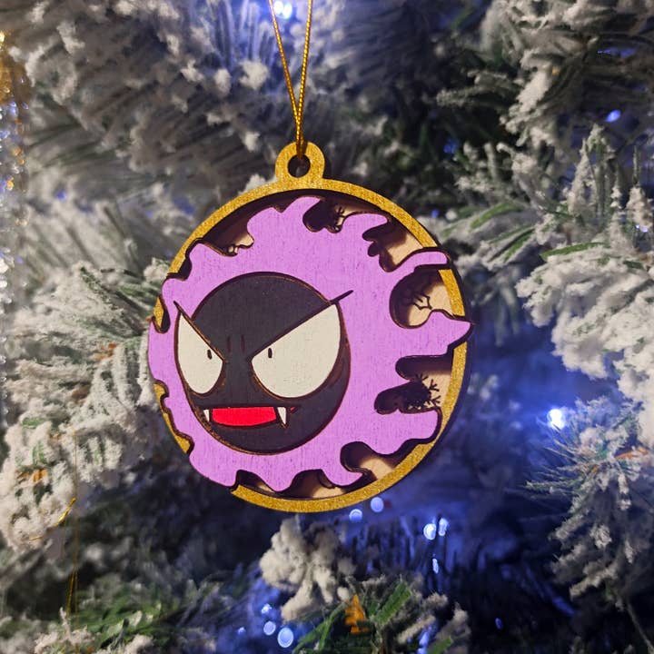 Herbs&Belles - Wholesale Ornament - Houten kleurrijke Pokémon kerstversiering - Ghastly1