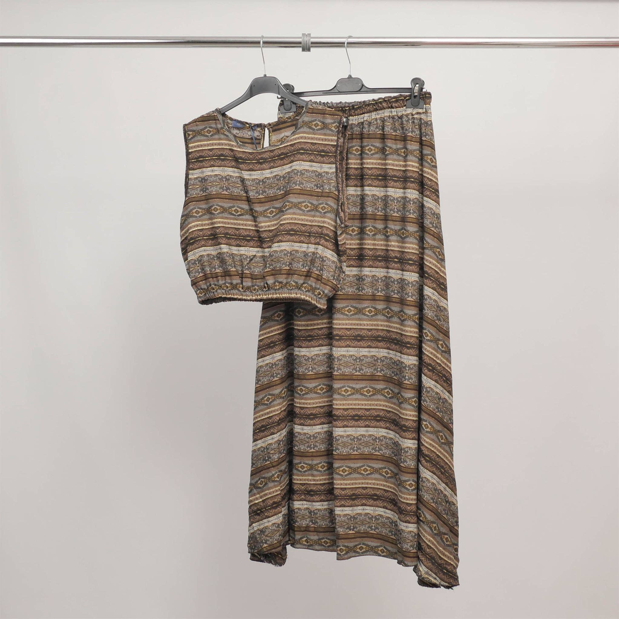 Cecile Wang - Wholesale Top & Skirt Set - Women's - Ethnic print top and long skirt set TDM31323-70