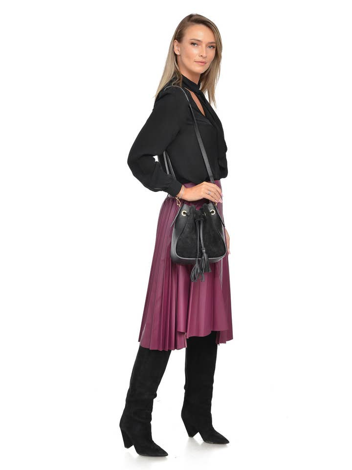 AW25 LV 8192T NERO for wholesale by Luisa Vannini