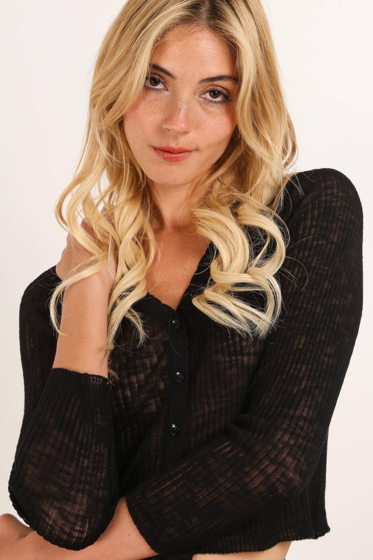 CHOKLATE PARIS - Wholesale Cardigan - Dames - Fijngebreid geribd vest met V-hals - 87929