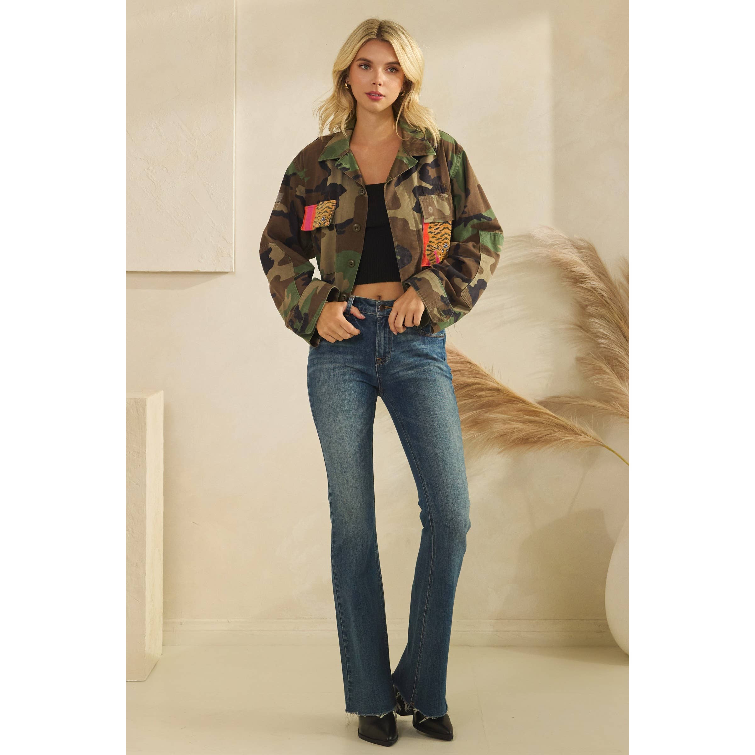 Kamouflage Camojacka med tigertryckskontrast för wholesale på Faire14