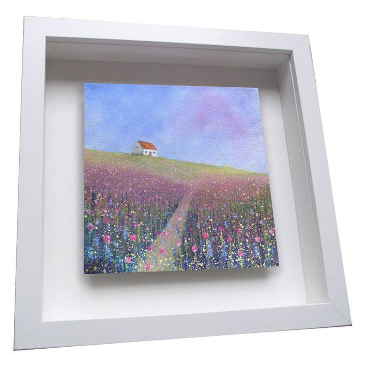 Sommerhus med udsigt over Meadow Indrammet Keramisk Tile for engroshandel hos Emily Ward Art