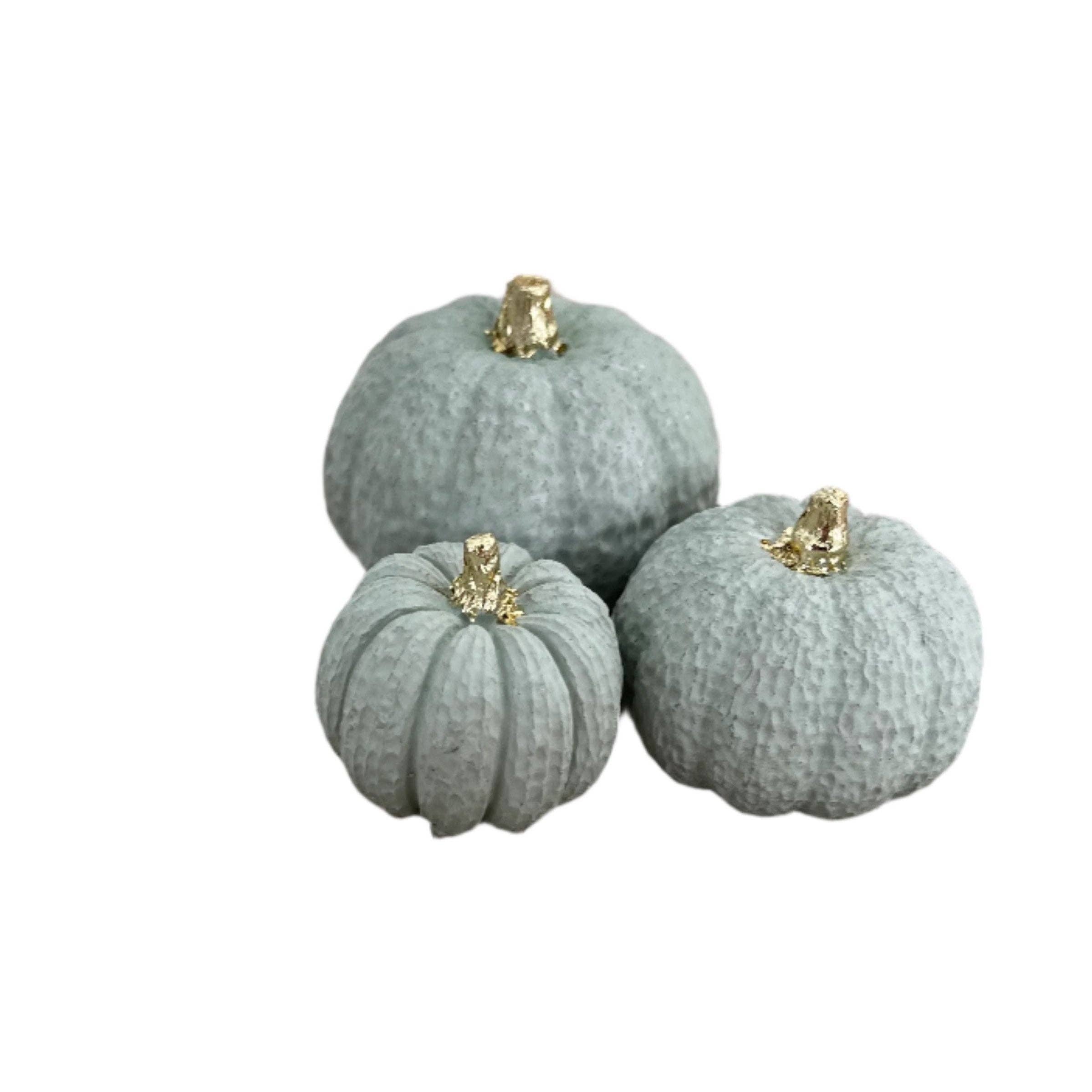 Love Nene - Wholesale Decorative Tabletop Object - Set of Small Halloween & Fall Pumpkins6