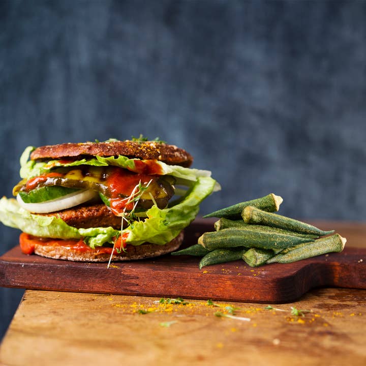 Frubites - Wholesale Dried/Dehydrated Vegetables - Frubites Spiced Okra Snacks | Healthy Veggie Snacks | 0.89oz1