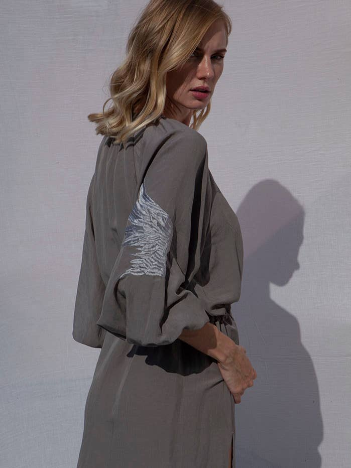 CAFTAN DELFIS pour la vente par Rossini Hatzi