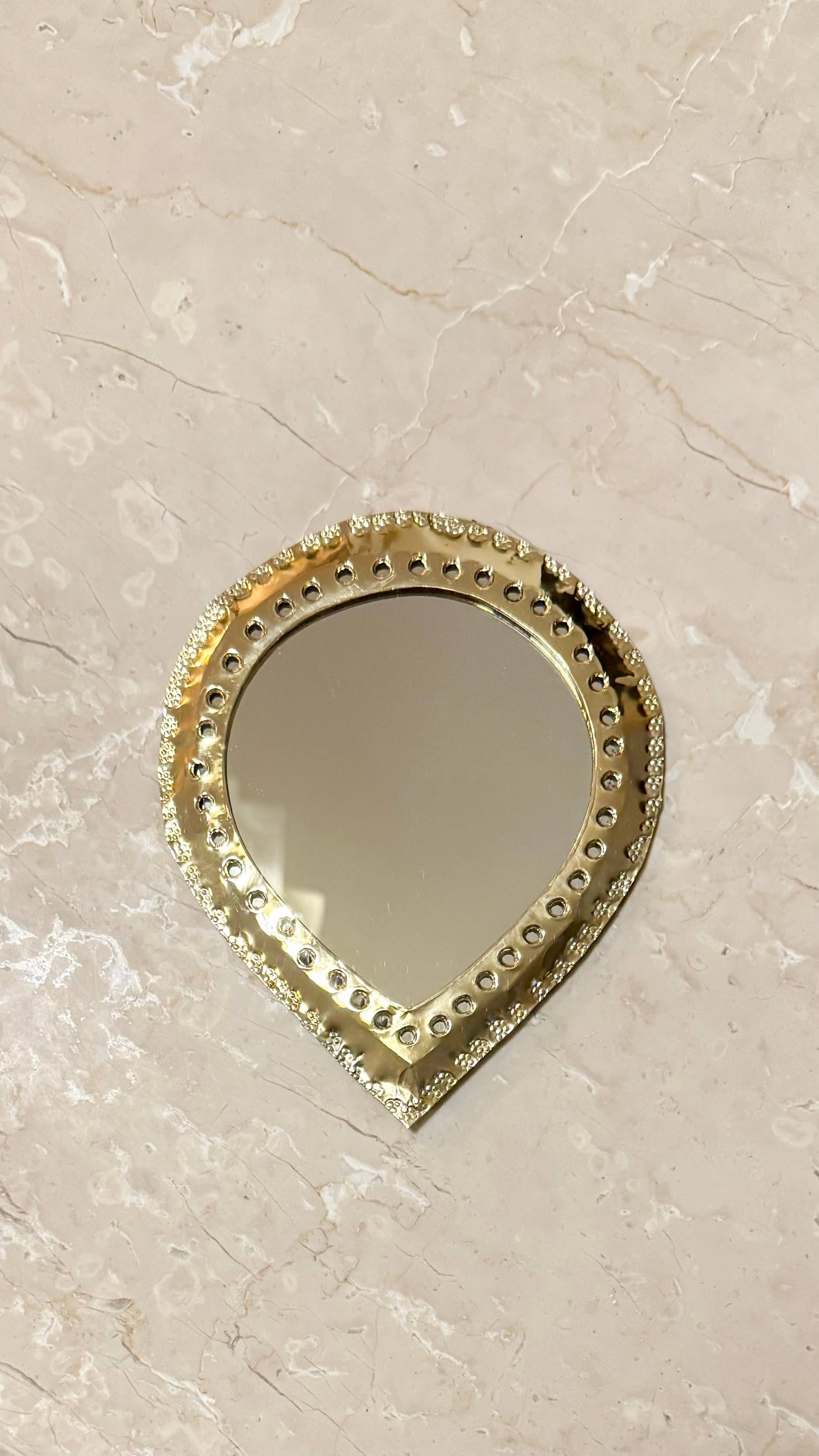 romeda - Wholesale Wall Mirror - Gold decorative mirrors, Brass wall decorative mirror1