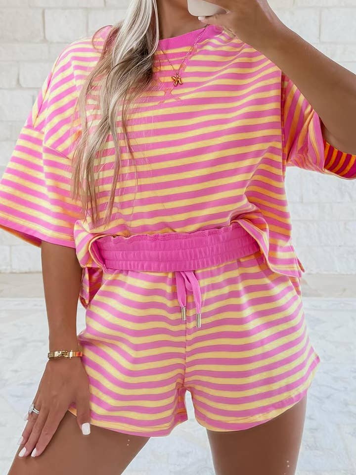 Ensemble court en éponge à rayures contrastées LAS (S-XL) pour la vente par LA Society