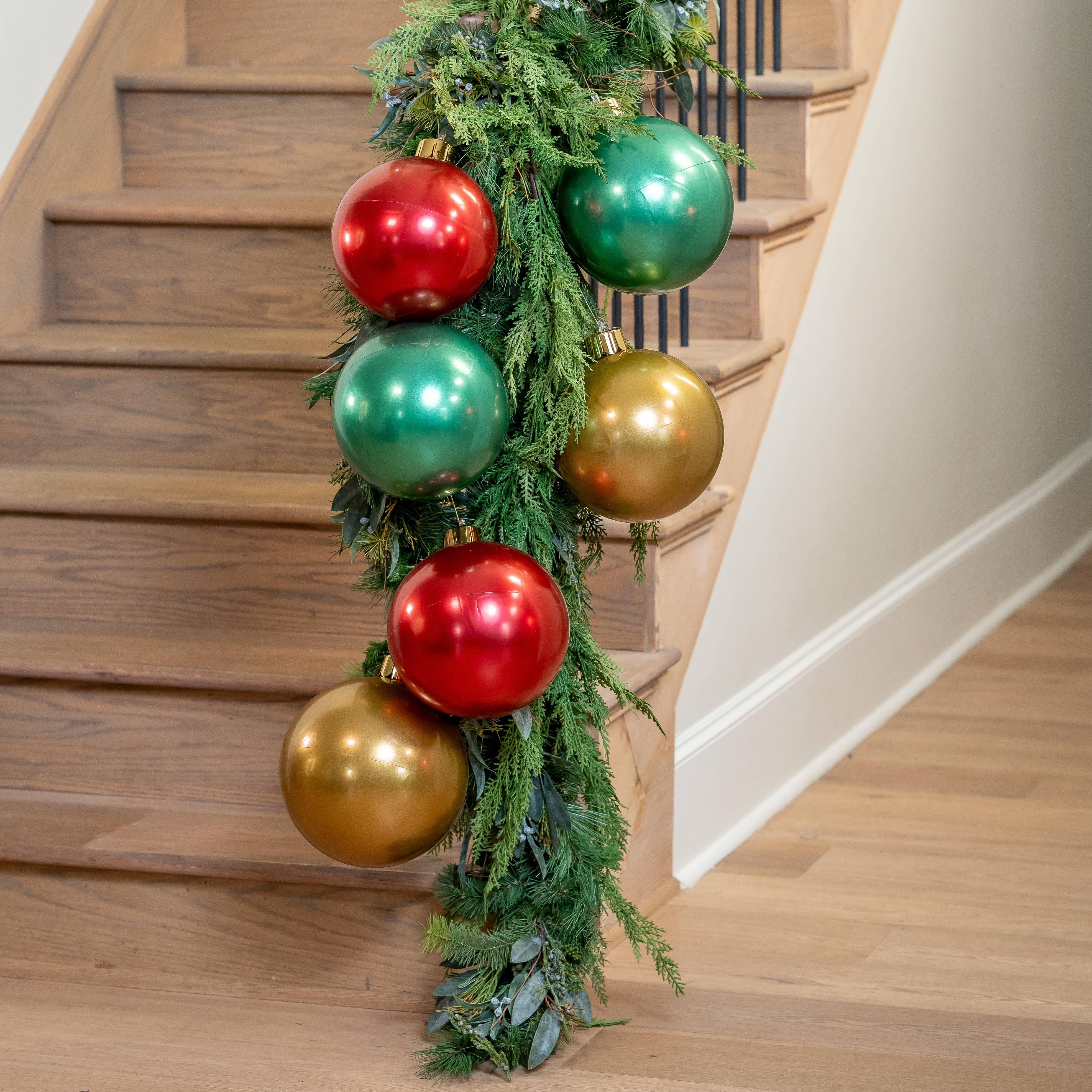 Holiball - Wholesale Ornament - 8" Mini Vintage Red Trio2