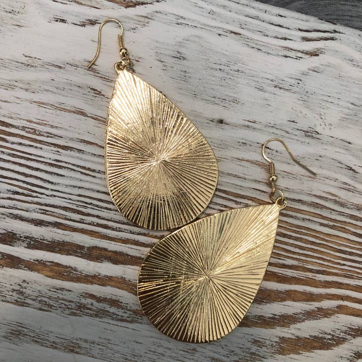 Kate Tuesday Jewelry - Wholesale Dangle Earrings - Black and White Geometric Print Leather Hanging Gold Earring1