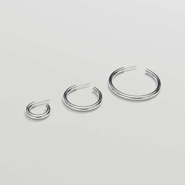 Simple C-hoops for wholesale by Jose Anglada