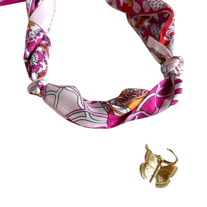 Nora James jewelry - Wholesale Pendant/Charm Necklace - Willow scarf necklace