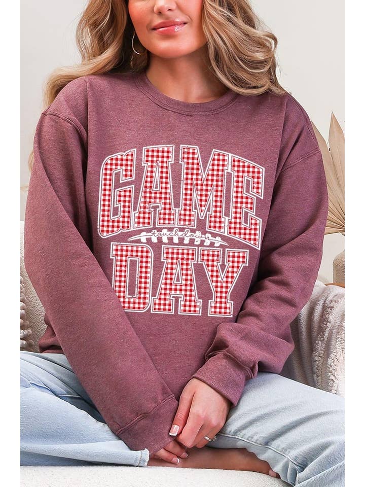 COLORBEAR – wholesale T-shirt (graphic) – women's – Red Gingham Game Day Graphic Sweatshirt2