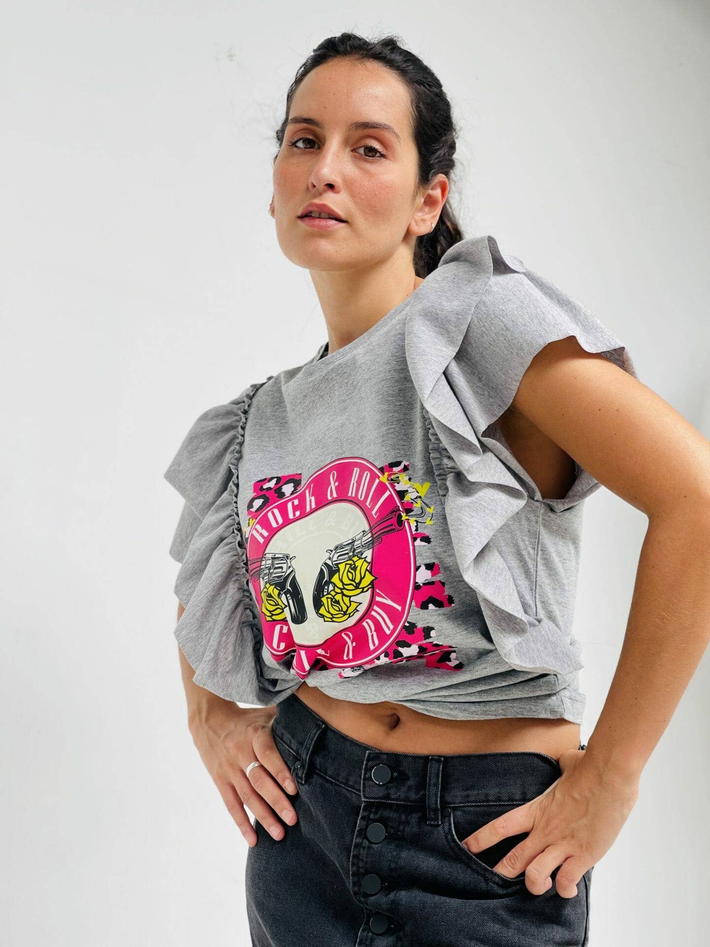 gris T-shirt à double volant rose fuchsia en vente sur Faire3