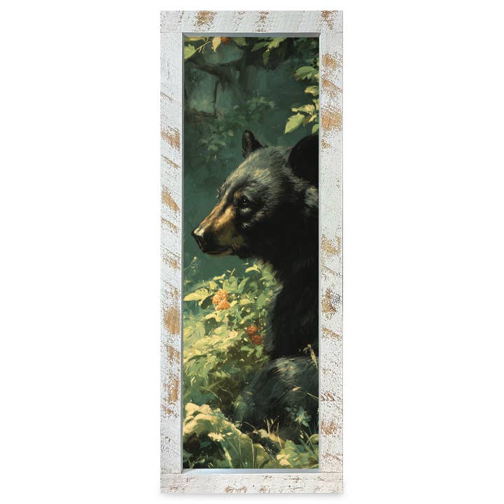 Patch de baies d'ours noir | Impression d'art mural encadrée en bois véritable | Mince pour la vente par Mill Wood Art
