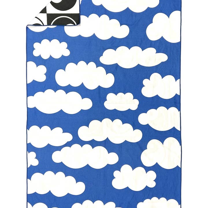 Crae.Home - Wholesale Beach Towel - Day & Night Pool Towel: Reversible