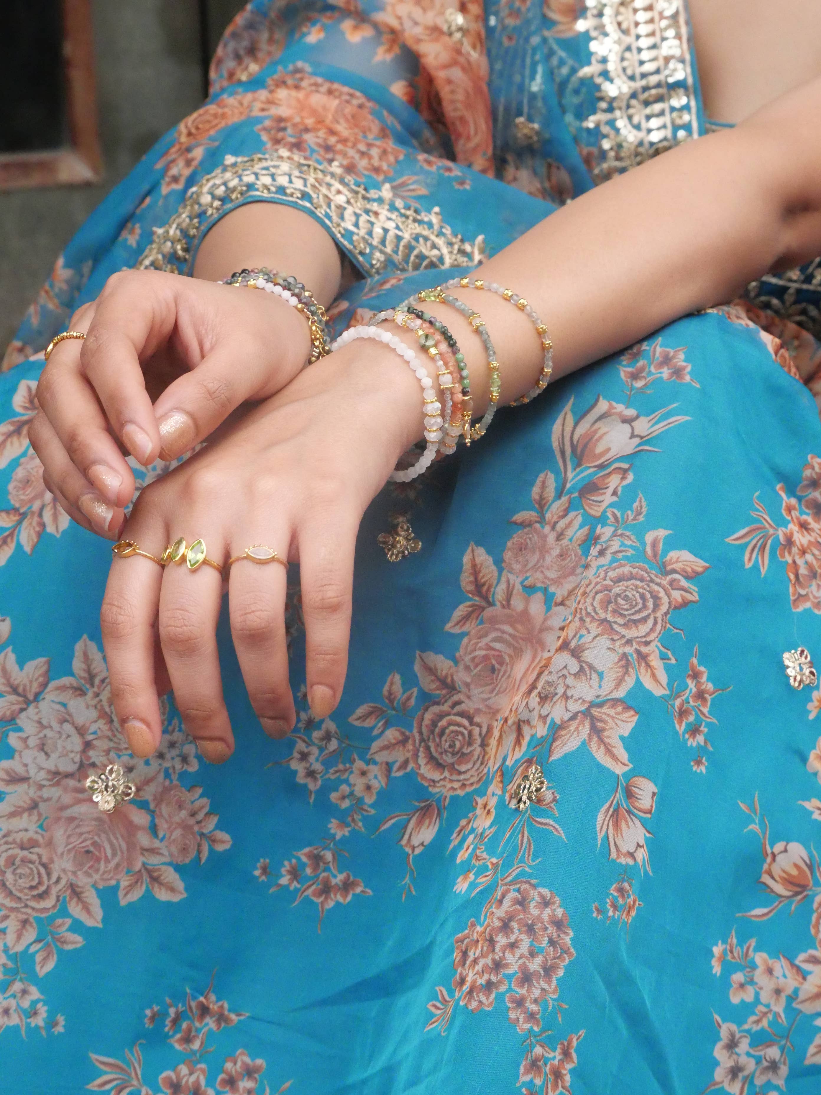 GINANDGER – wholesale Berlockarmband – ARMBAND SHUBHRA STEN AV VAL2