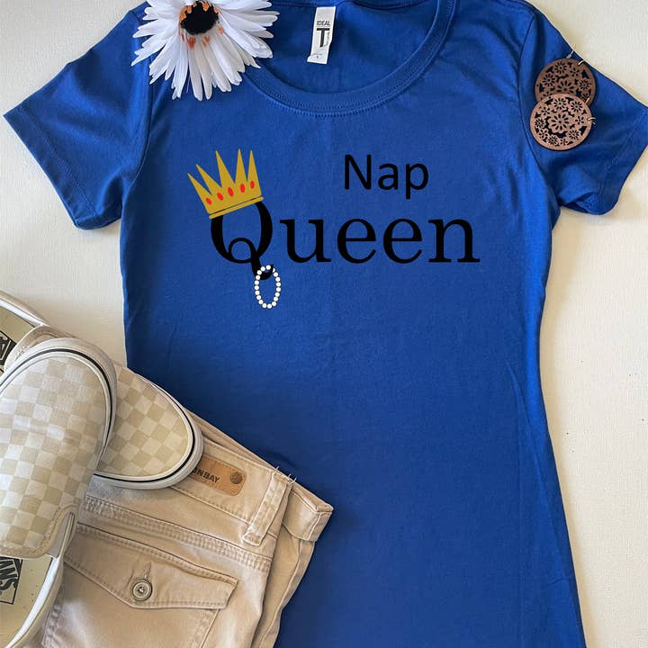 T-shirt Nap Queen pour la vente par Shea's Chic LLC
