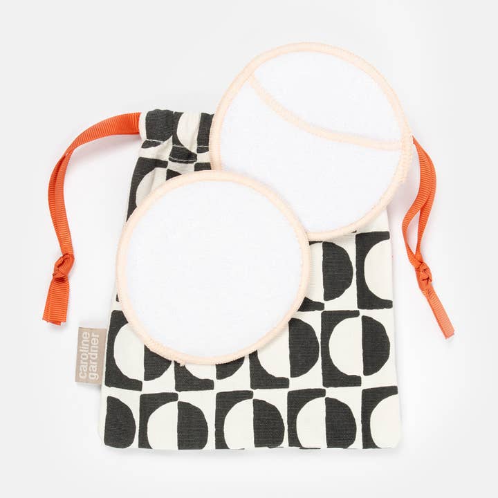 Mono Geo Bamboo Cleansing Pads for wholesale by Caroline Gardner