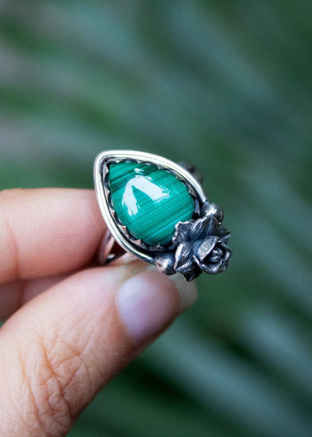 Ambra Jewels - Wholesale Cocktail/Statement Ring - Petite Floral Radiance Malachite Ring, AR-69131