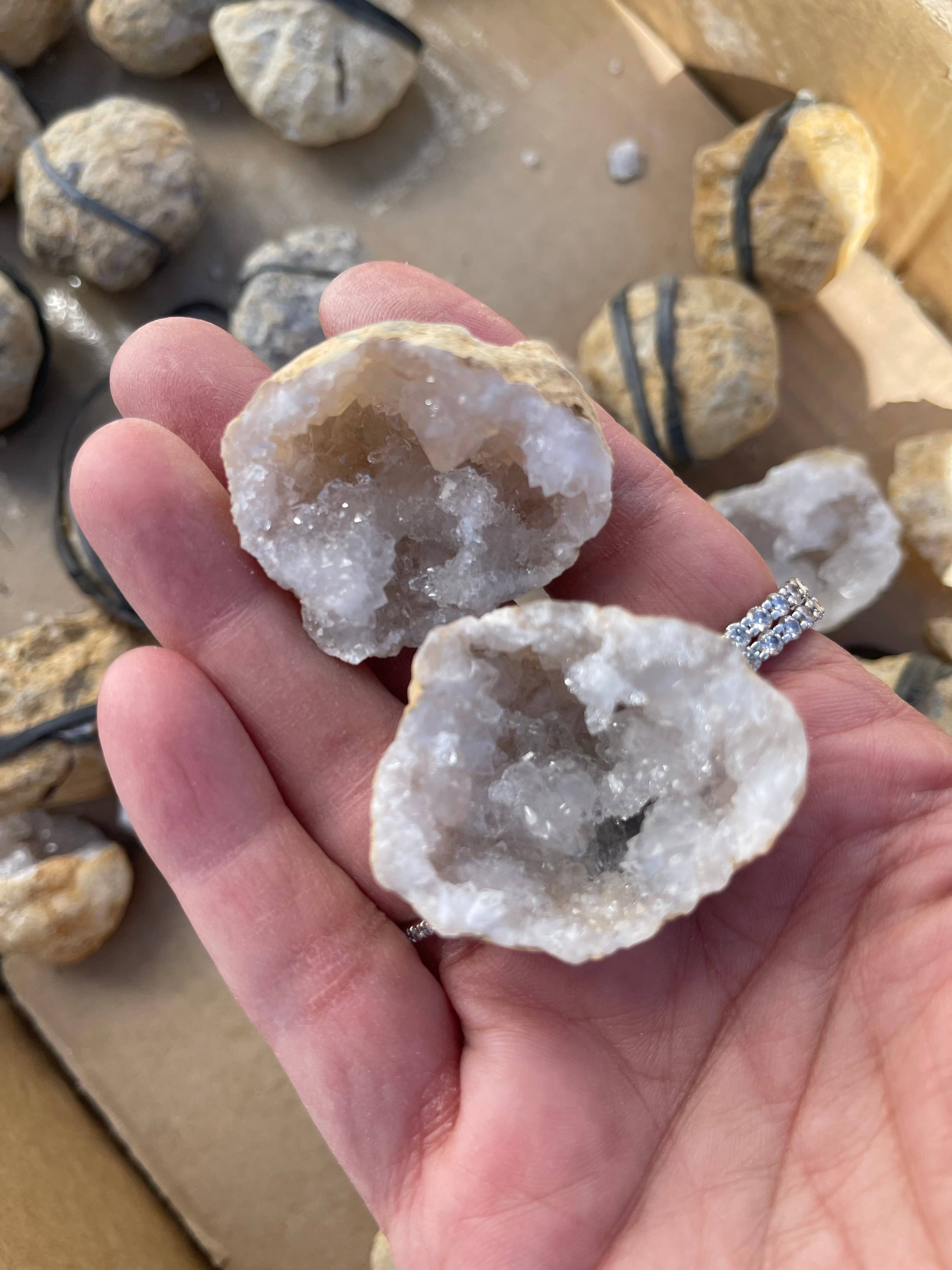 Casablanca Exports - Wholesale Spiritual Stone/Crystal - Mini geodes - sets of 10 whole sets 0