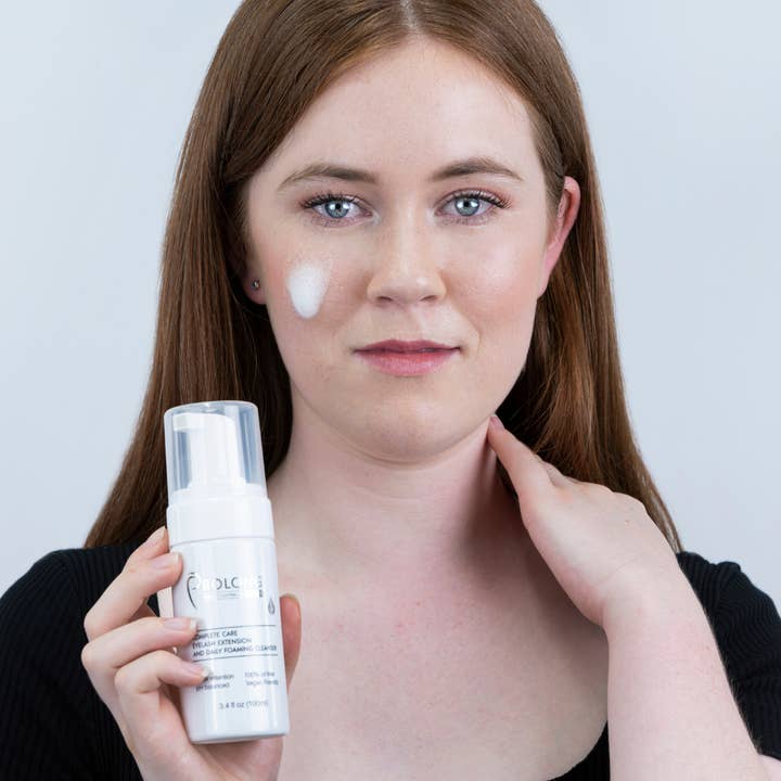 Prolong Lash - Wholesale Facial cleanser - EYELASH EXTENSION FOAMING CLEANSER PUMP 100ml5