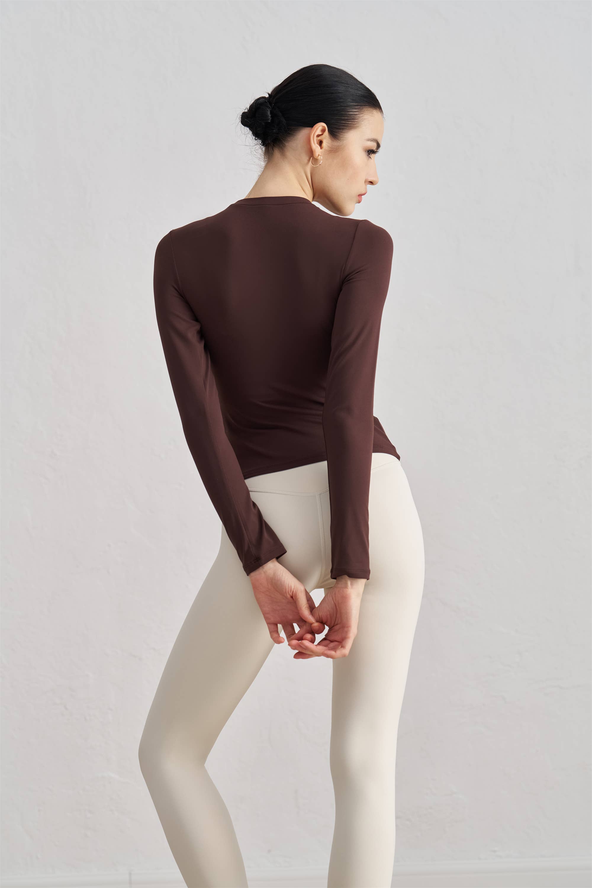 91thelabel - Wholesale Athletic Top - Women's - Penelope Long Sleeve Sculpting Active Top1