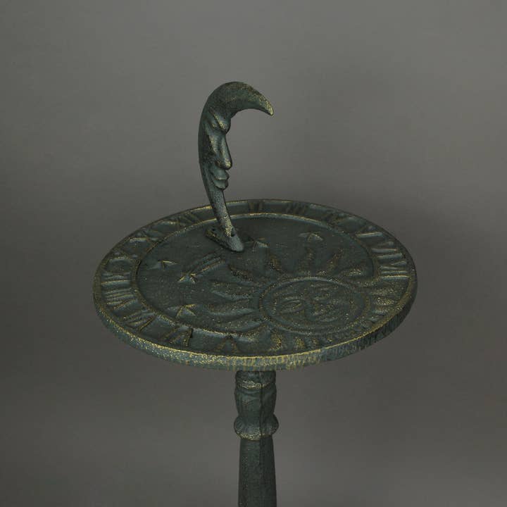 Zeckos – Großhandel Gartendeko/-schmuck – Himmelliche Sonnenuhr aus Gusseisen, 23 in Gründigris, Gartendekor5