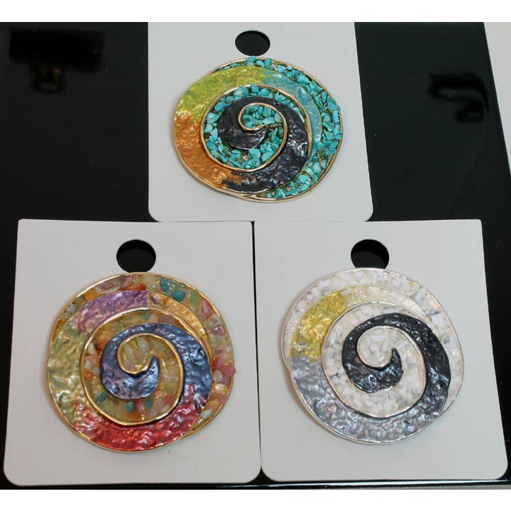 Broche/clip pour écharpe magnétique en spirale multicolore pour la vente par Western Counties Wholesale
