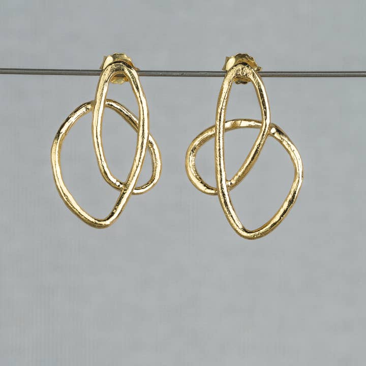Earstud scribble gold plated for wholesale by Jéh Jewels