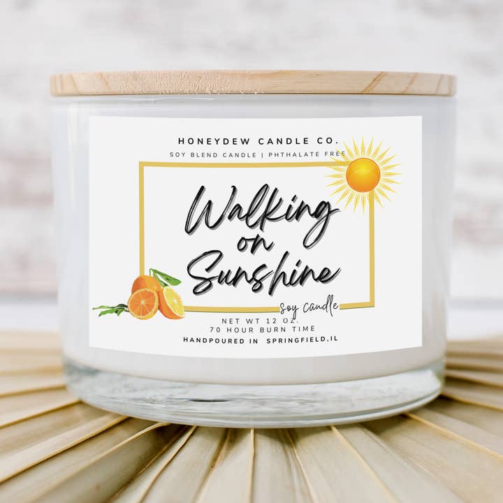 Vela Walking on Sunshine de 12 onzas con 3 mechas para venta al por mayor de Honeydew Candle Co.