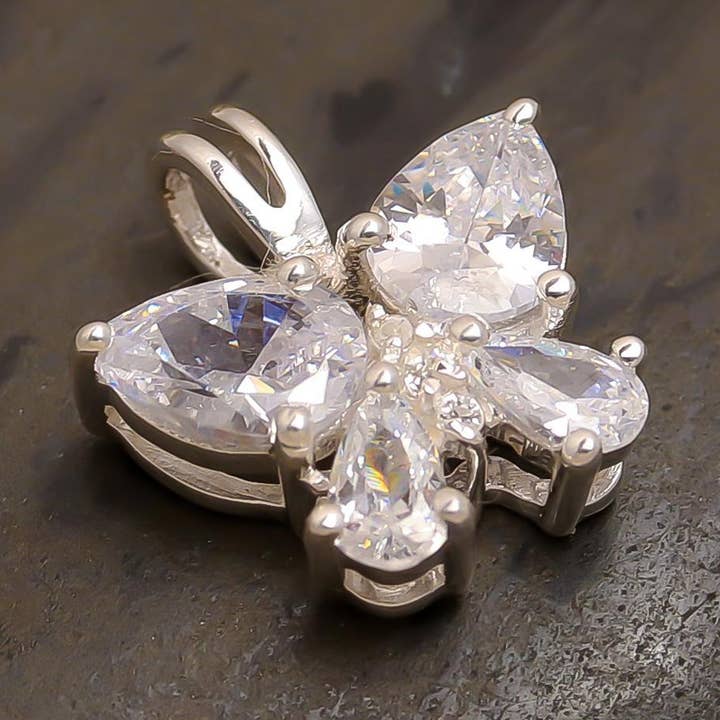 AG 925 JEWELLERY - Vente Breloques/médailles personnalisées - Pendentif Papillon en Argent 925 avec Zircon Cubique0