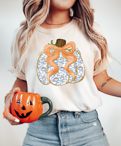 Trendy Chic Apparel LLC - Wholesale Graphic Sweatshirt - Women's - Preppy Blue Floral Pumpkin Tees & Sweatshirts3