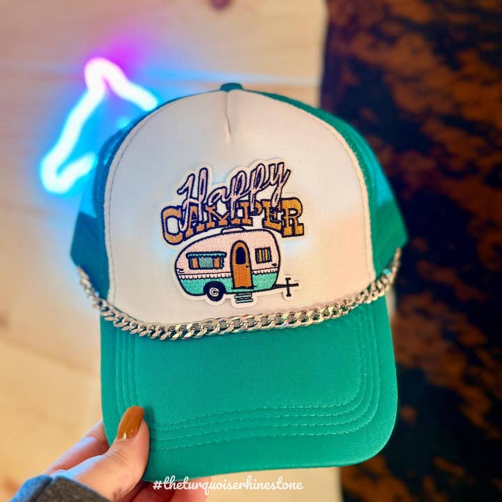Boné de Caminhoneiro Happy Camper por atacado de The Turquoise Rhinestone