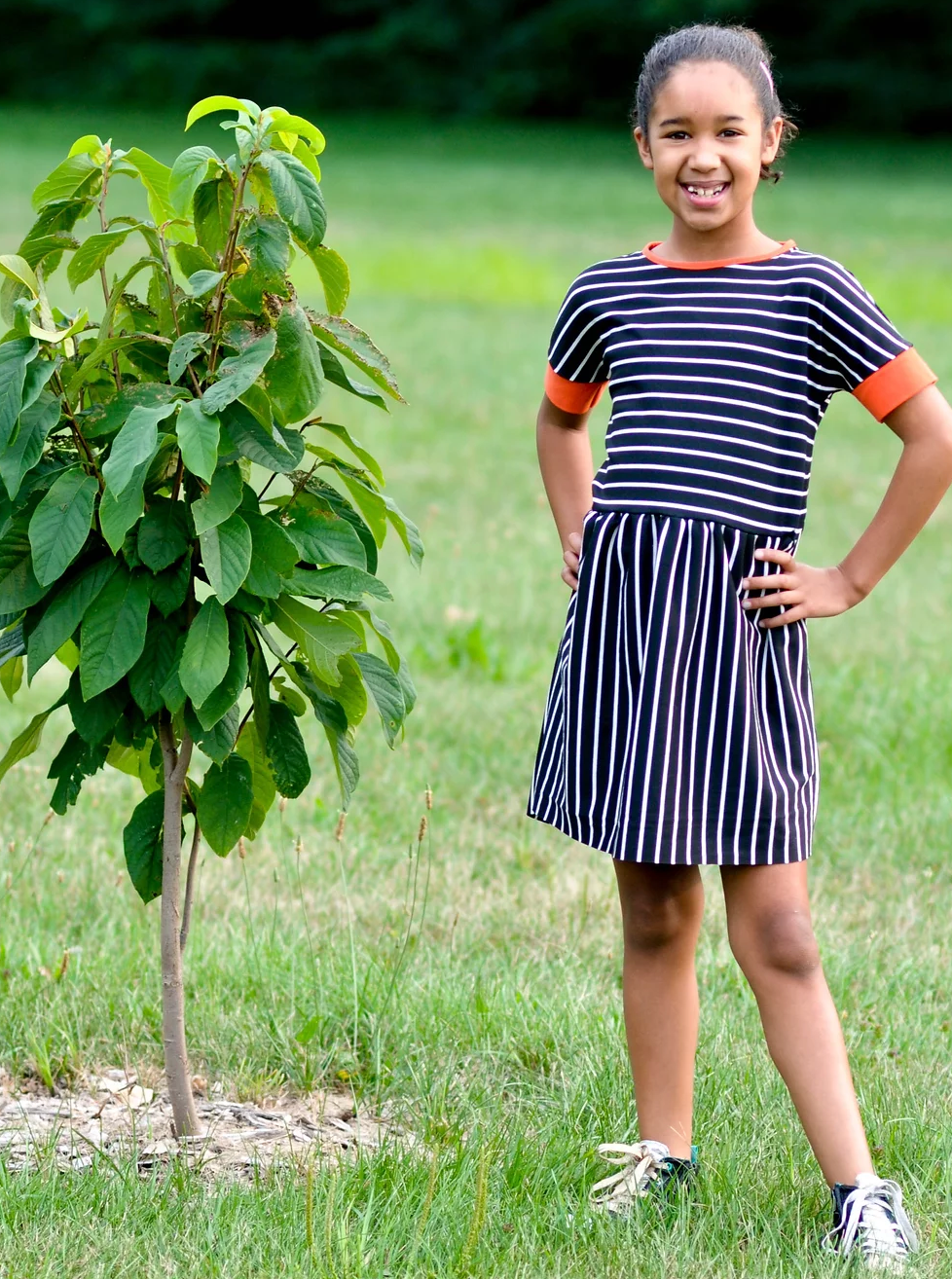 Two Stitches Patterns – wholesale Craft sewing kit – Molly Dress - Sewing Pattern for Childrenswear2