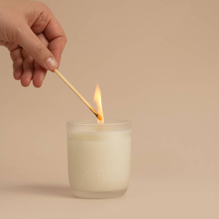 Arthur Betsy – wholesale Jar/filled candle – 200g candle - bergamot, mandarin, lemon, neroli, jasmine2