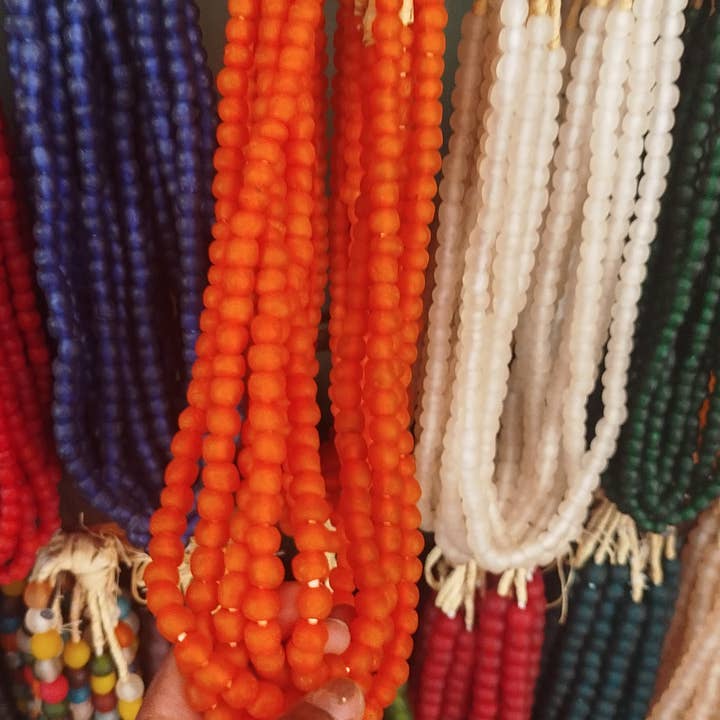 African Craft Collection - Vente Perle - Perle en verre recyclé en poudre du Ghana - Pour la fabrication de bijoux3