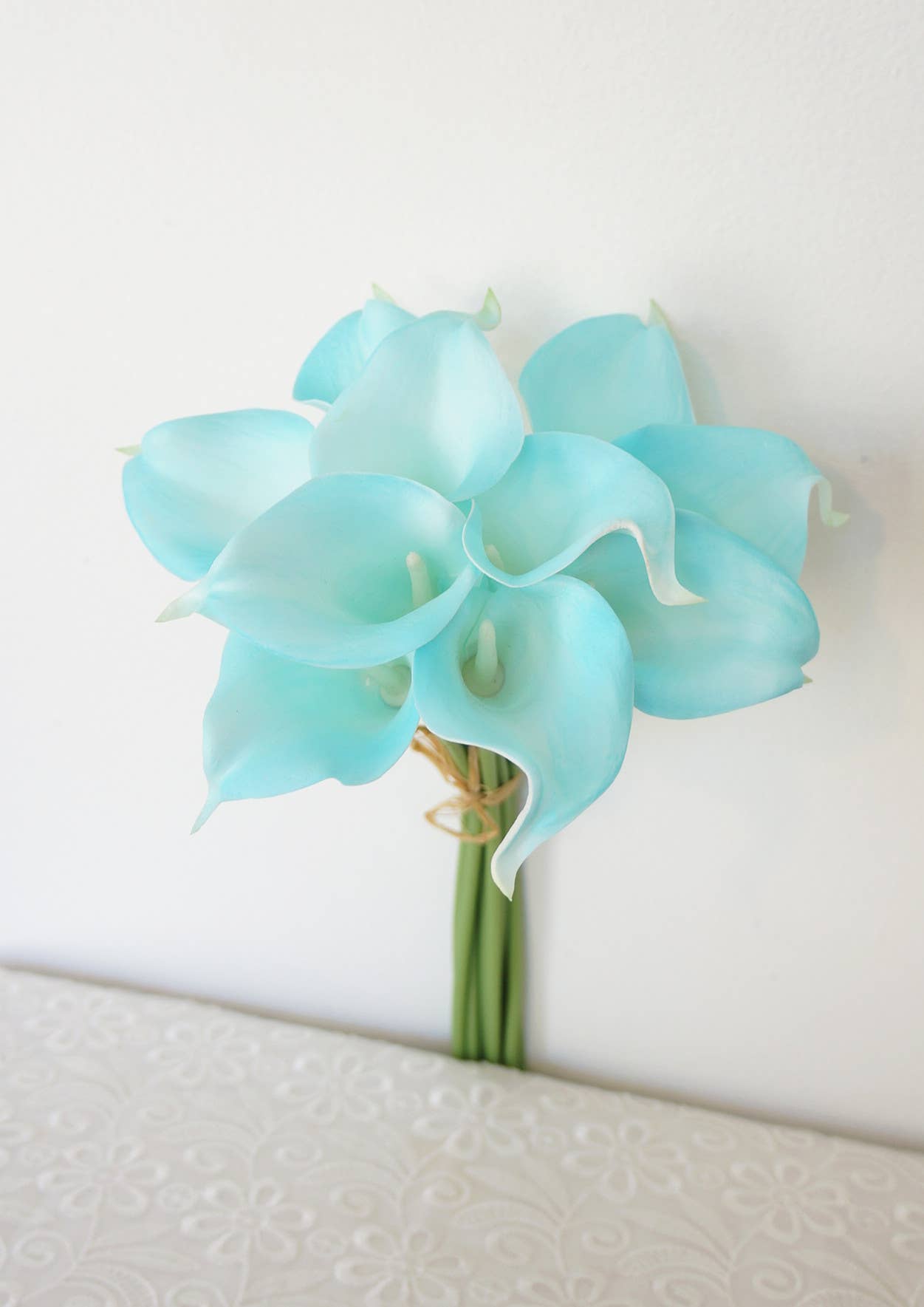 Sweet Home Deco - Wholesale Artificial Flowers - Latex Real Touch Calla Lilies Home Wedding Flowers Set of 1011
