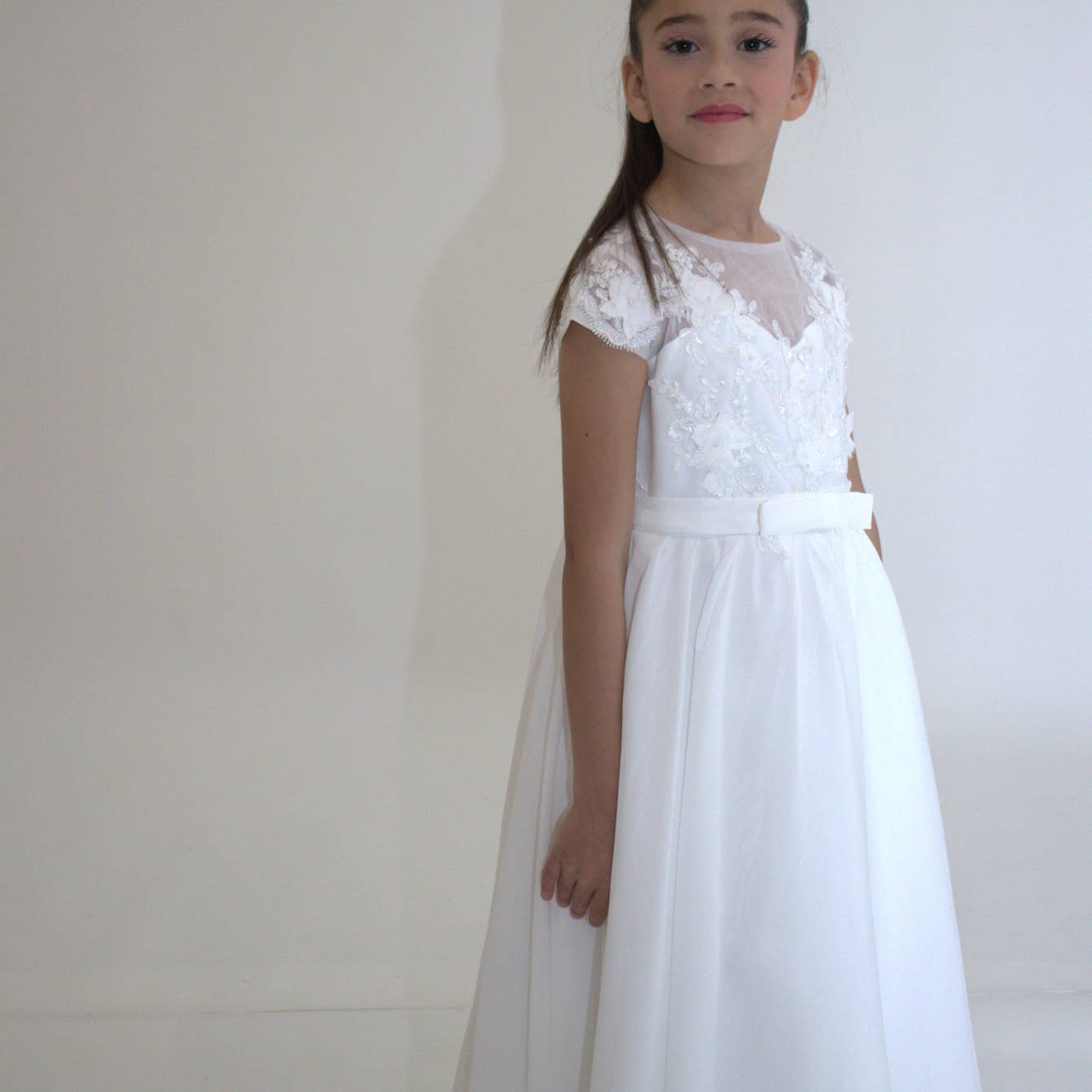 Yuko B - Wholesale Dress - Kids - JEANNE girl's dress - White9