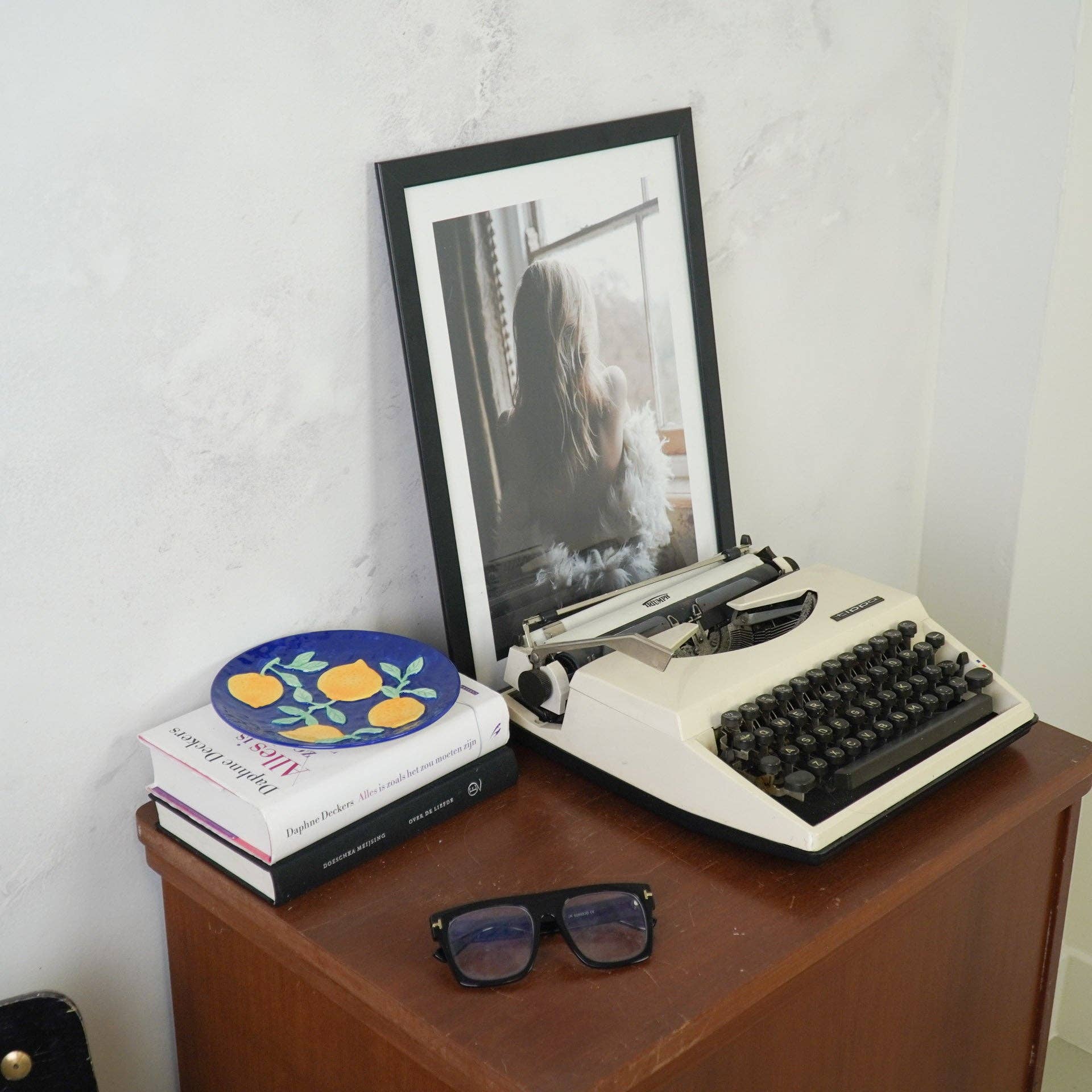 Housevitamin bv - Wholesale Decorative Plate/Dish/Bowl - Deco Plate- Lemons - Blue/Yellow-17,5x17,5x2cm3