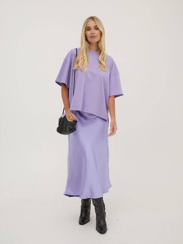 Fika – wholesale T-shirt – women's – Sara Lilac Premium Oversized T-Shirt1