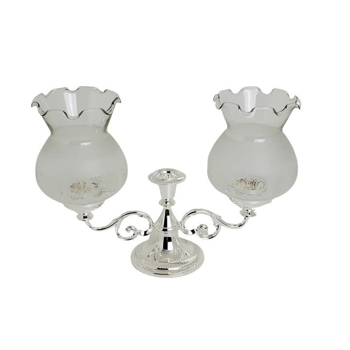 Dubbele kaarsenlamp/Gadroon 8" h voor wholesale door Corbell Silver