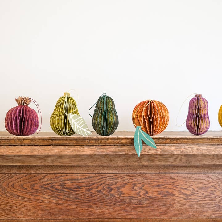 East End Press - Wholesale Ornament - Fig Honeycomb24