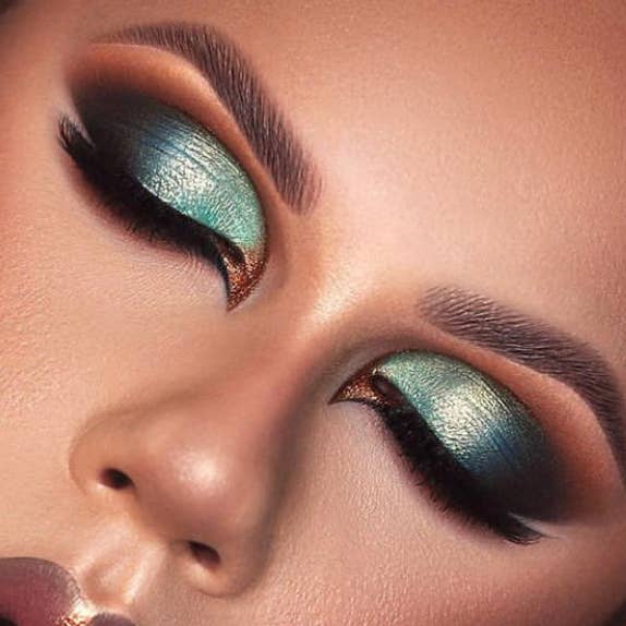 Meadow Eyeshadow Palette Pigmented for wholesale by Makeup Addiction