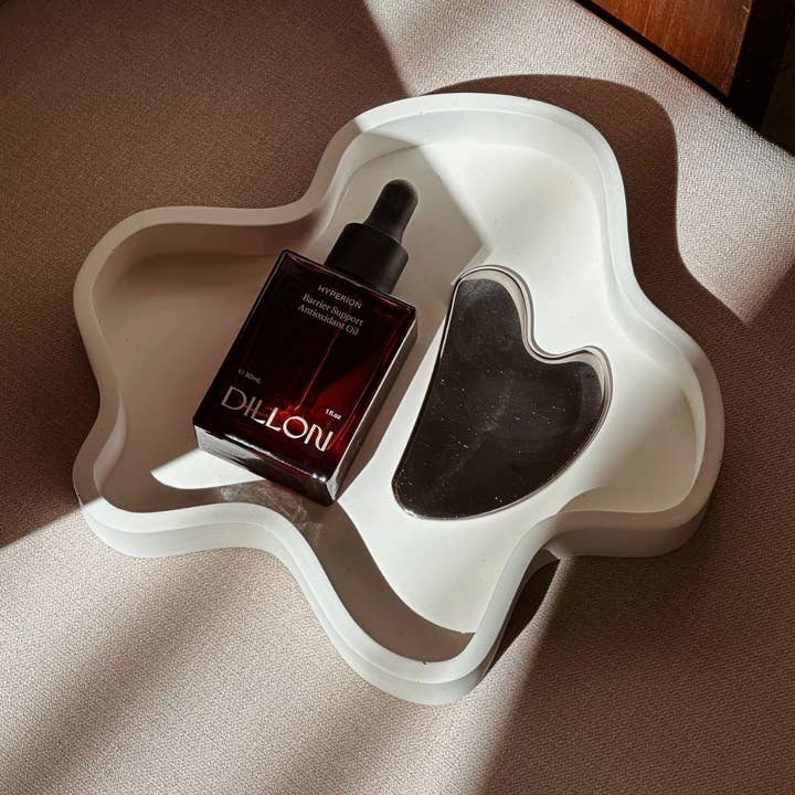 Moonstone The Luelle Wavy Tray for wholesale on Faire0