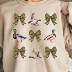 Arc et canards Camo pour la vente par The Crown and Cradle Wholesale