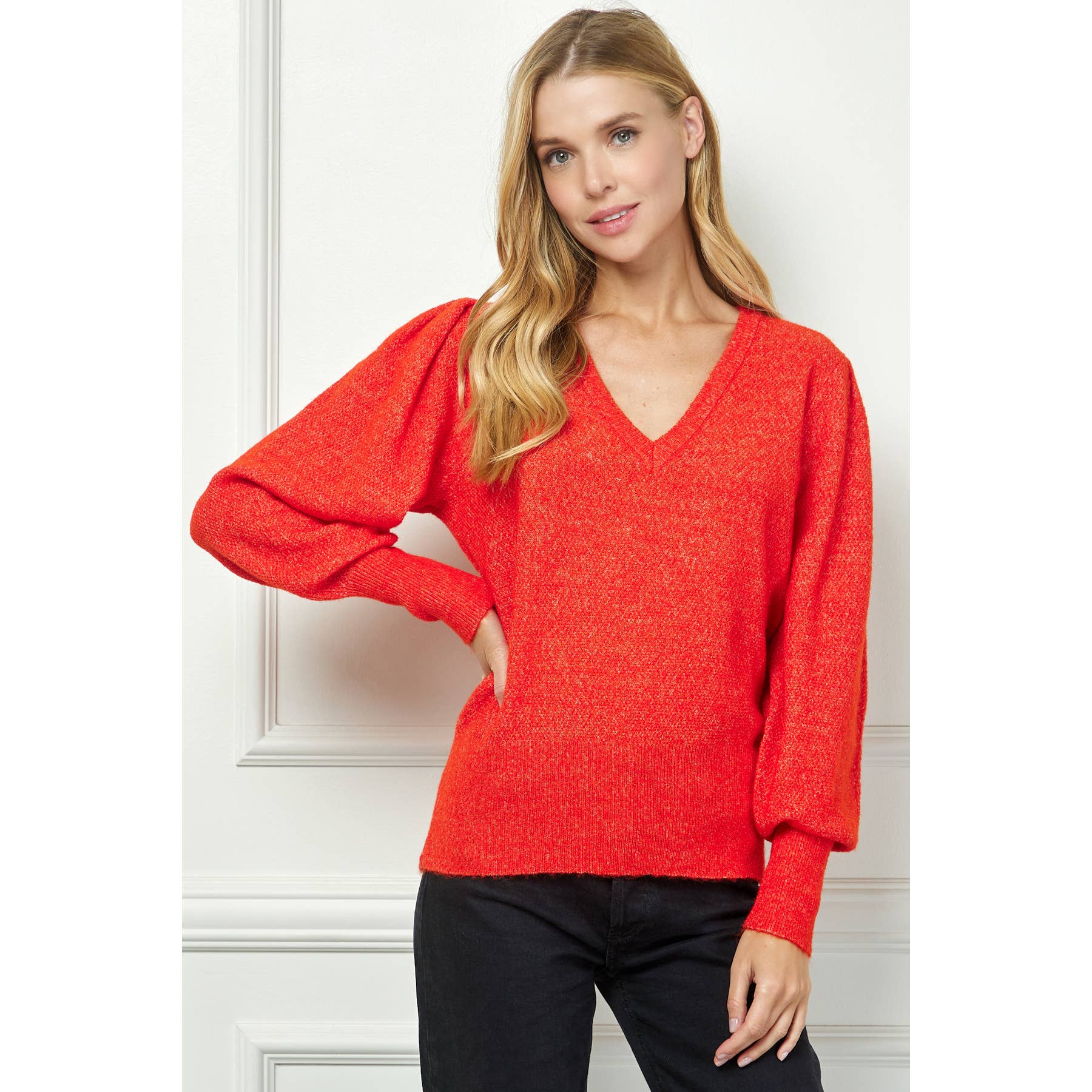 KÖRSBÄRSTOMAT MYSIG FEMME ULLPUFFTRÖJA för wholesale på Faire0